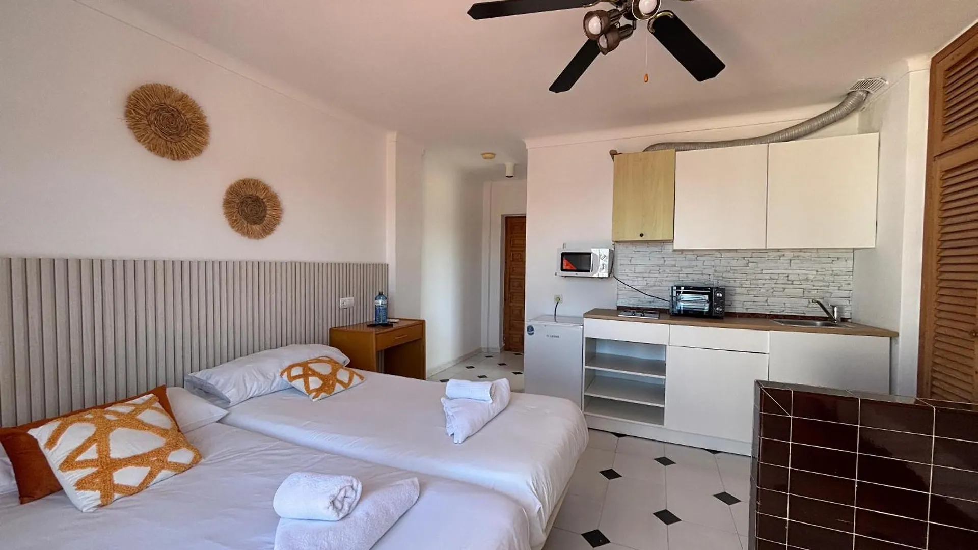 Apartment Es Grop Apartamentos Portinatx Spain