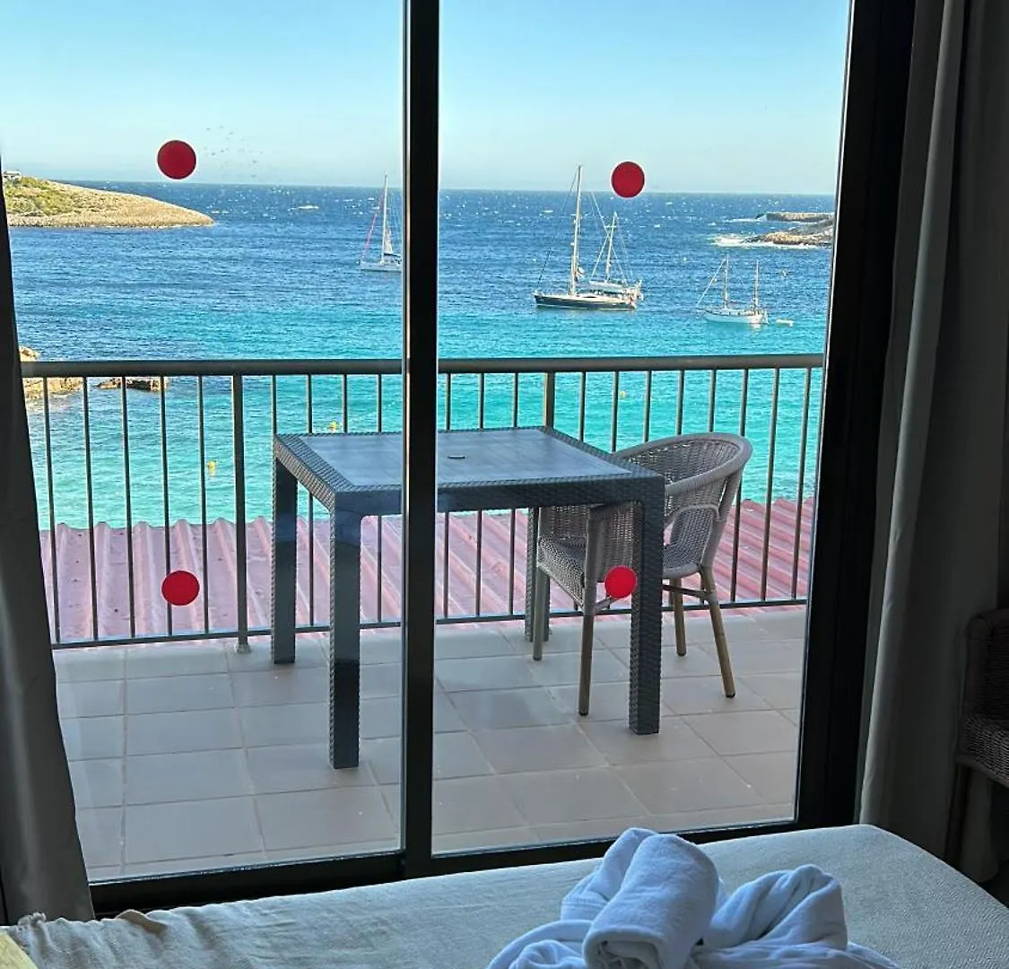 Es Grop Apartamentos Portinatx Apartment
