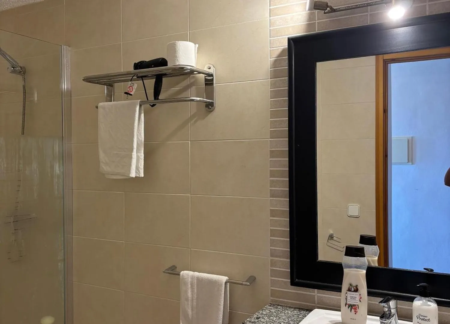 Es Grop Apartamentos بورتينانكس