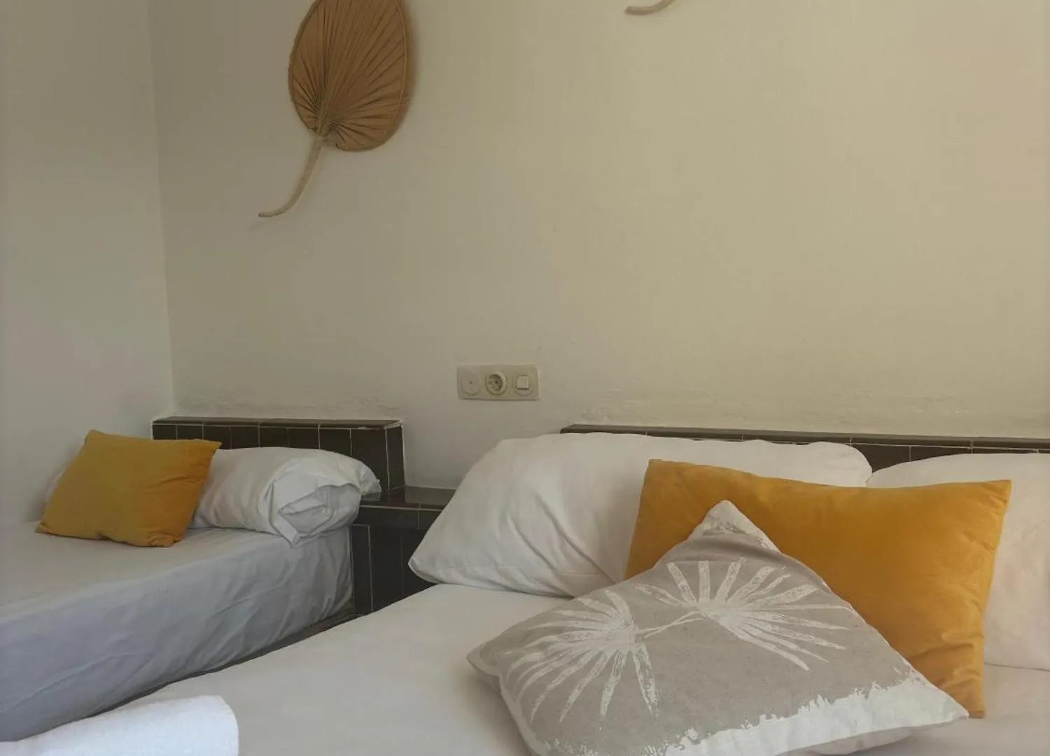Es Grop Apartamentos Portinatx
